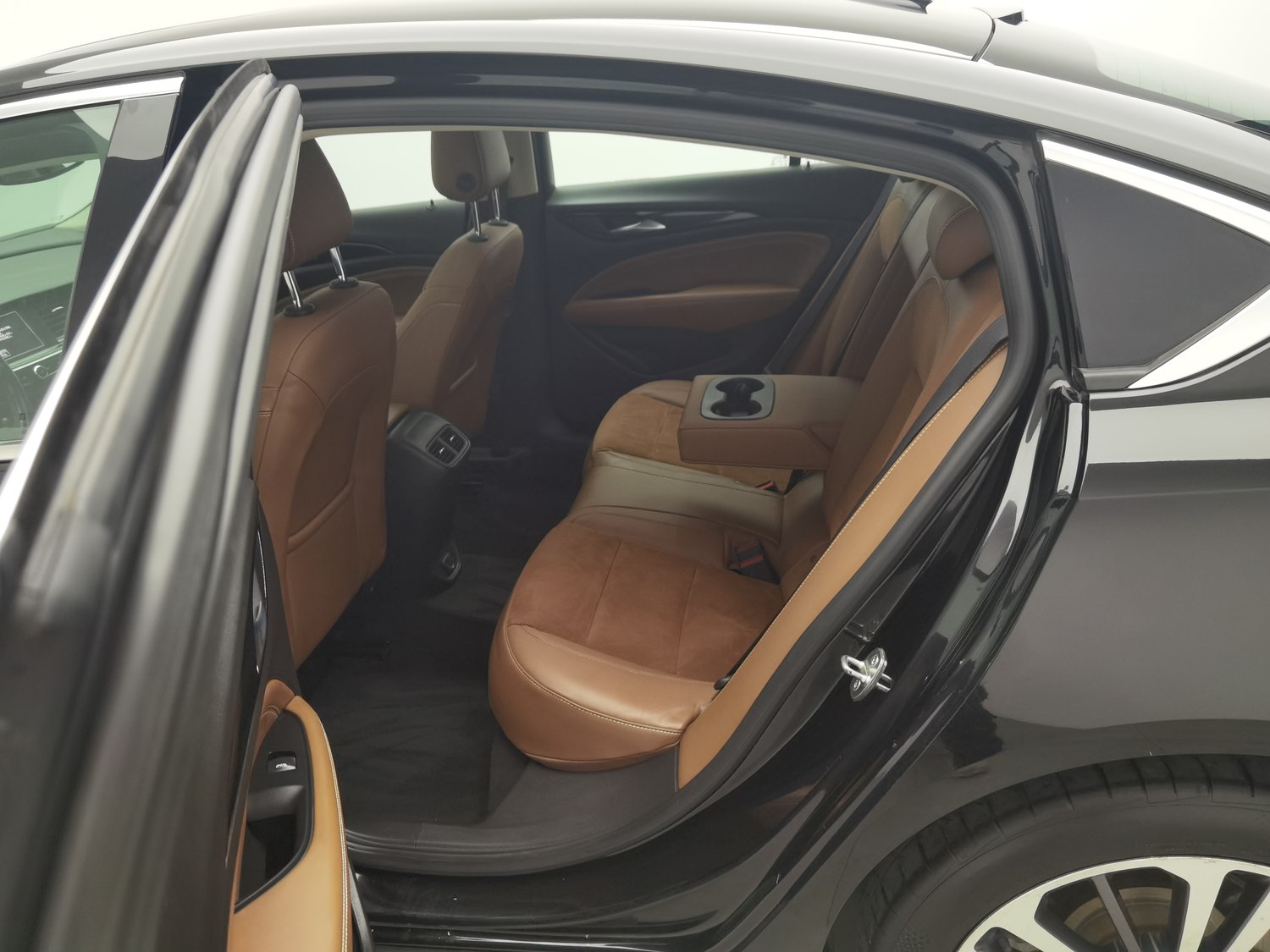 Used Buick Regal 2017 2.0 AT