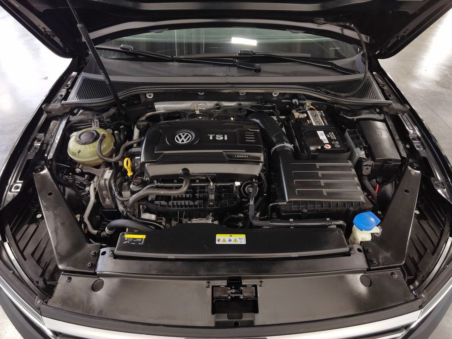 Used Volkswagen Magotan 2020 2.0 AT