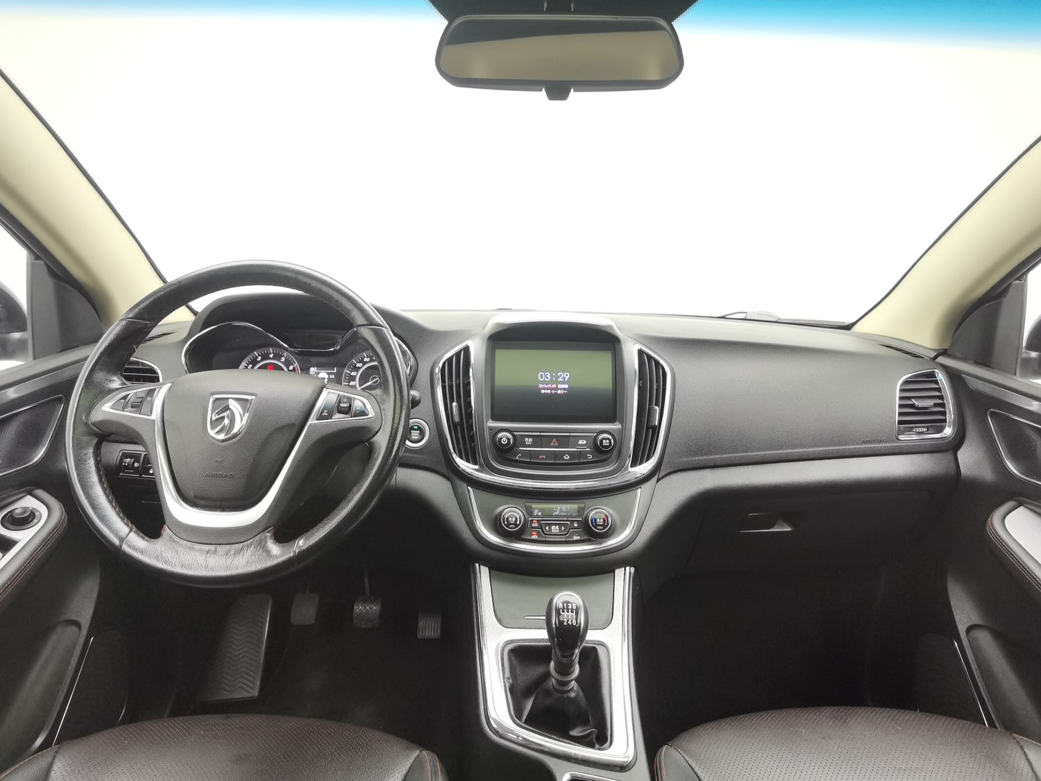 Used Baojun 560 2016 1.8 MT