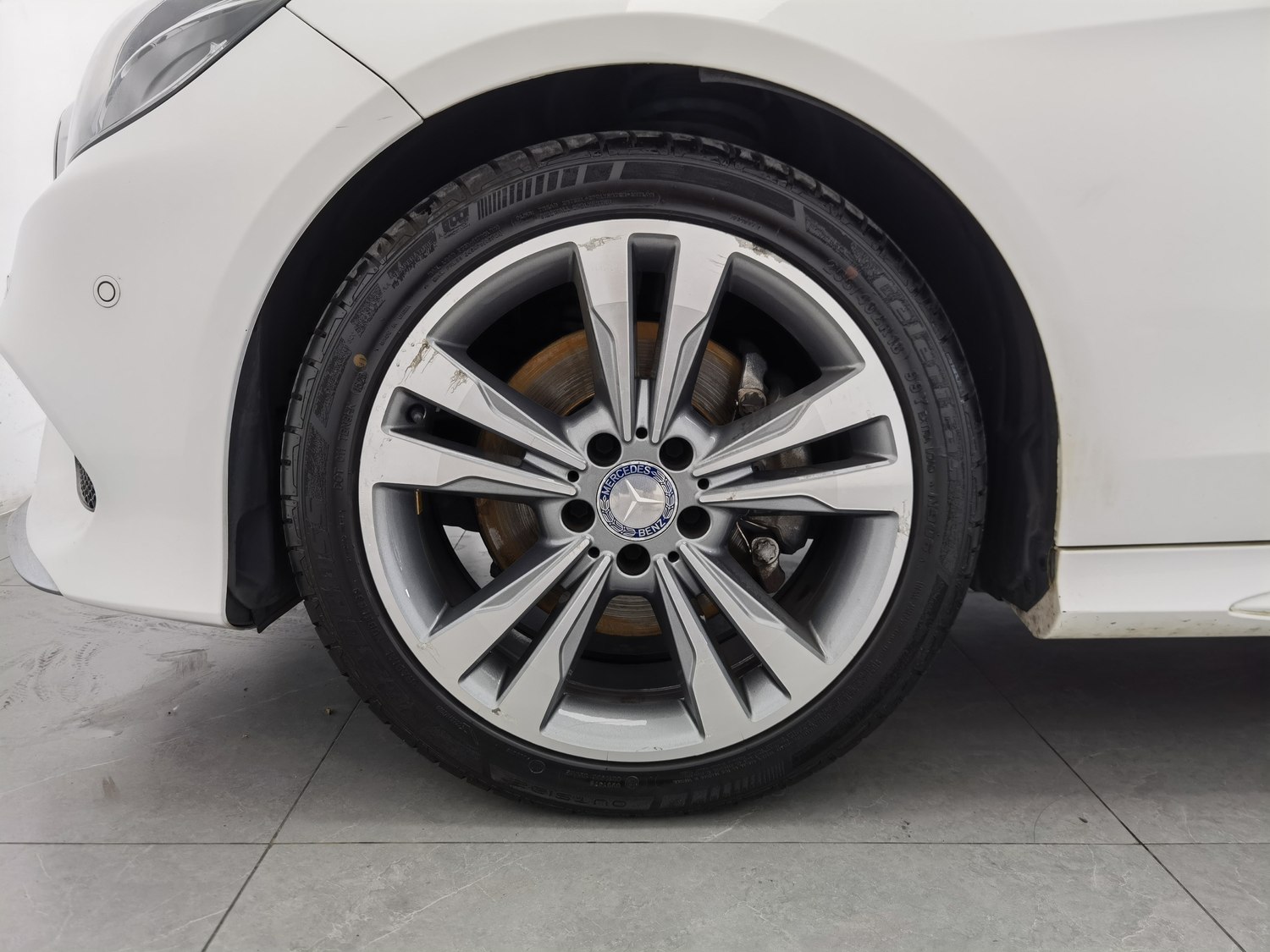 Used Mercedes-Benz E-Class 2015 2.0 AT