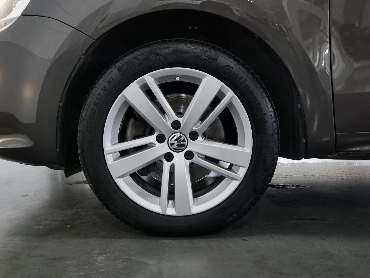 Used Volkswagen Sharan 2018 2.0 AT