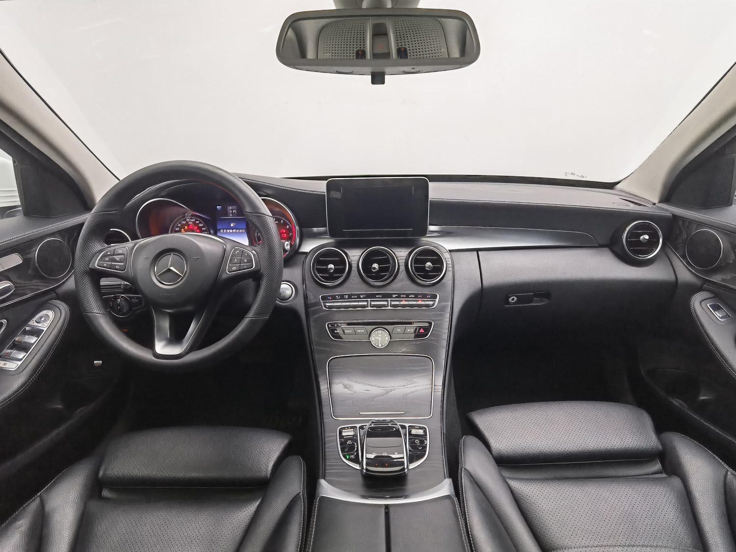 Used Mercedes-Benz C-Class 2016 2.0 AT