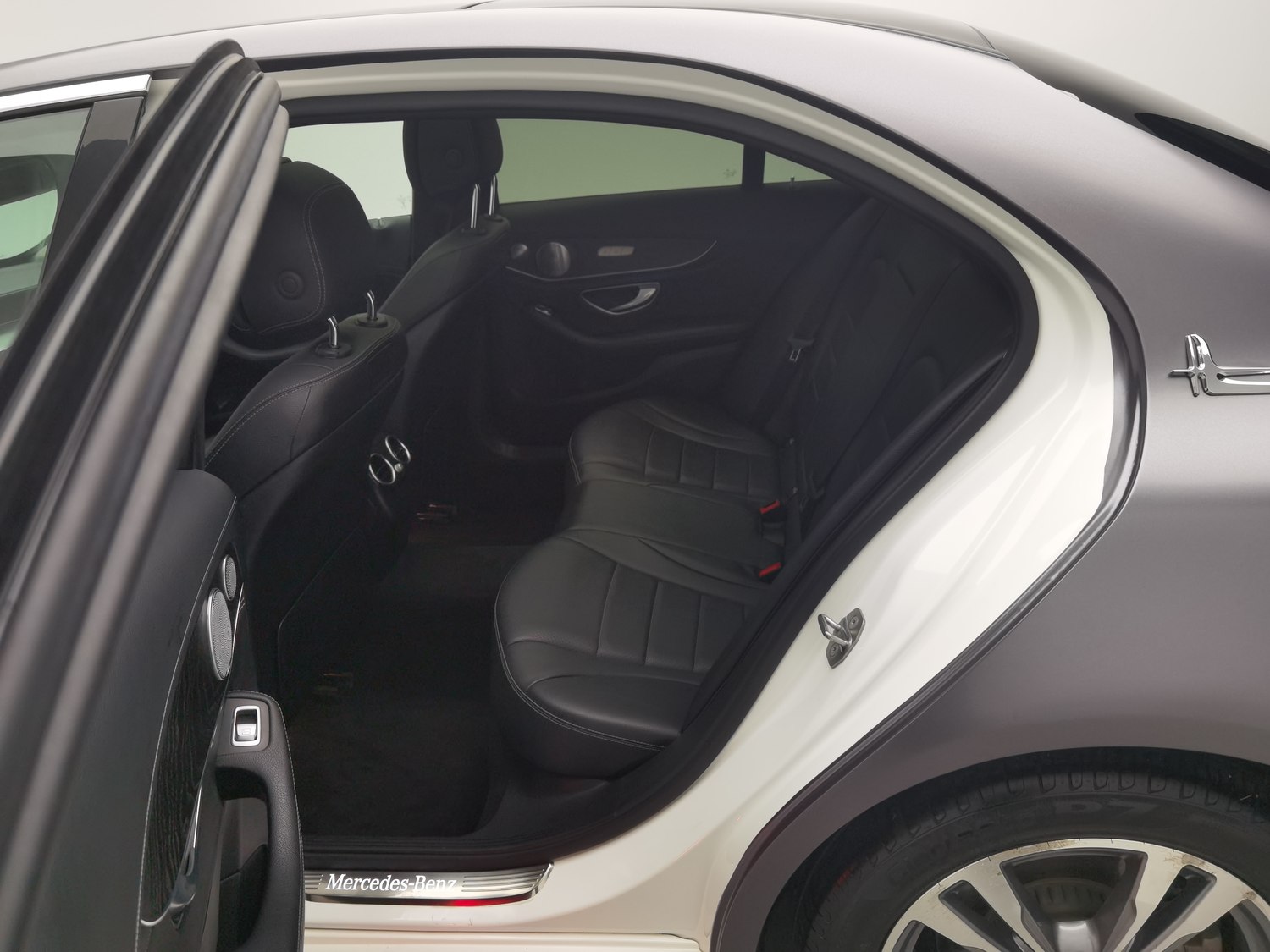 Used Mercedes-Benz C-Class 2018 2.0 AT