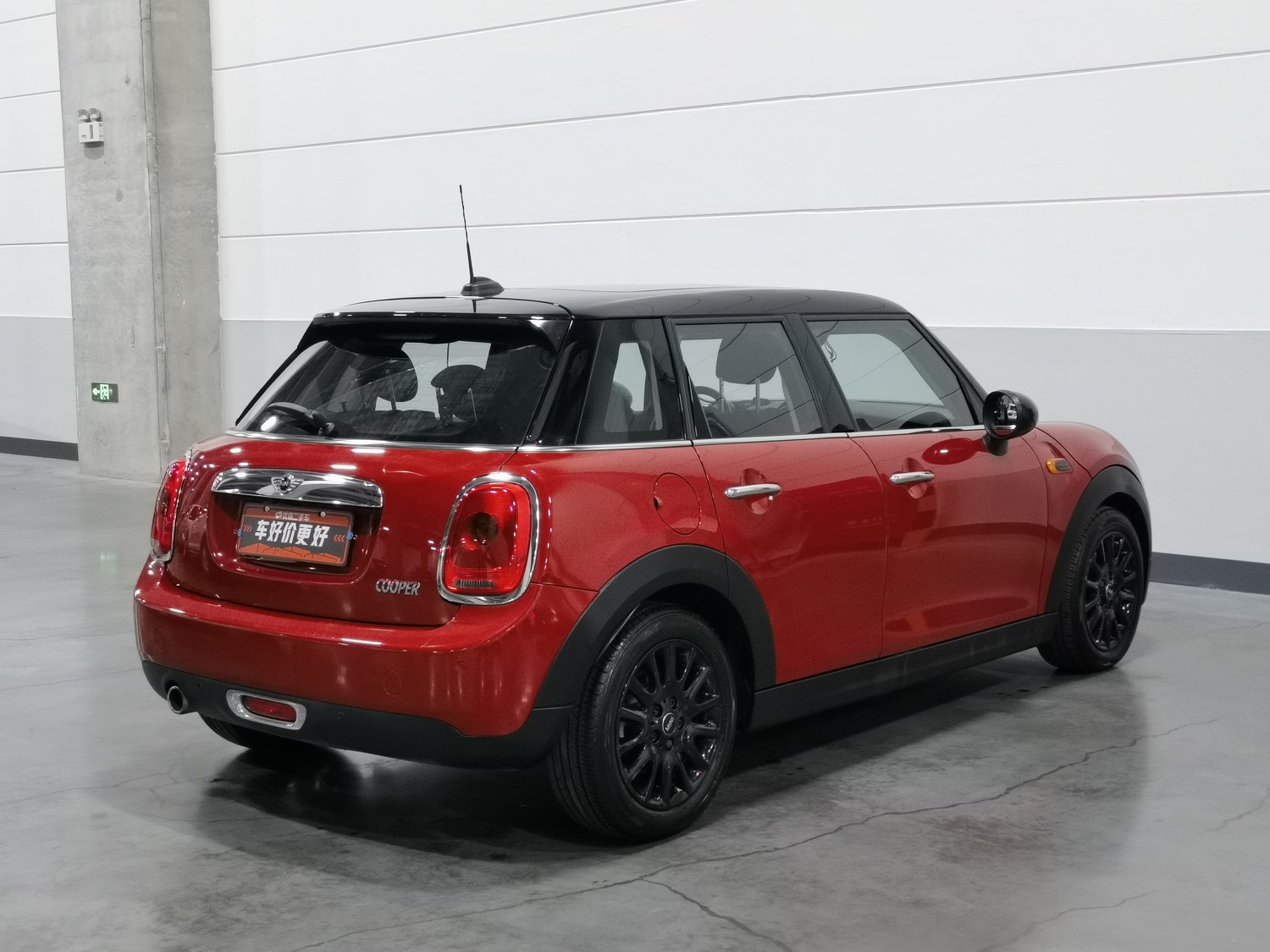 Used MINI MINI 2016 1.5 AT