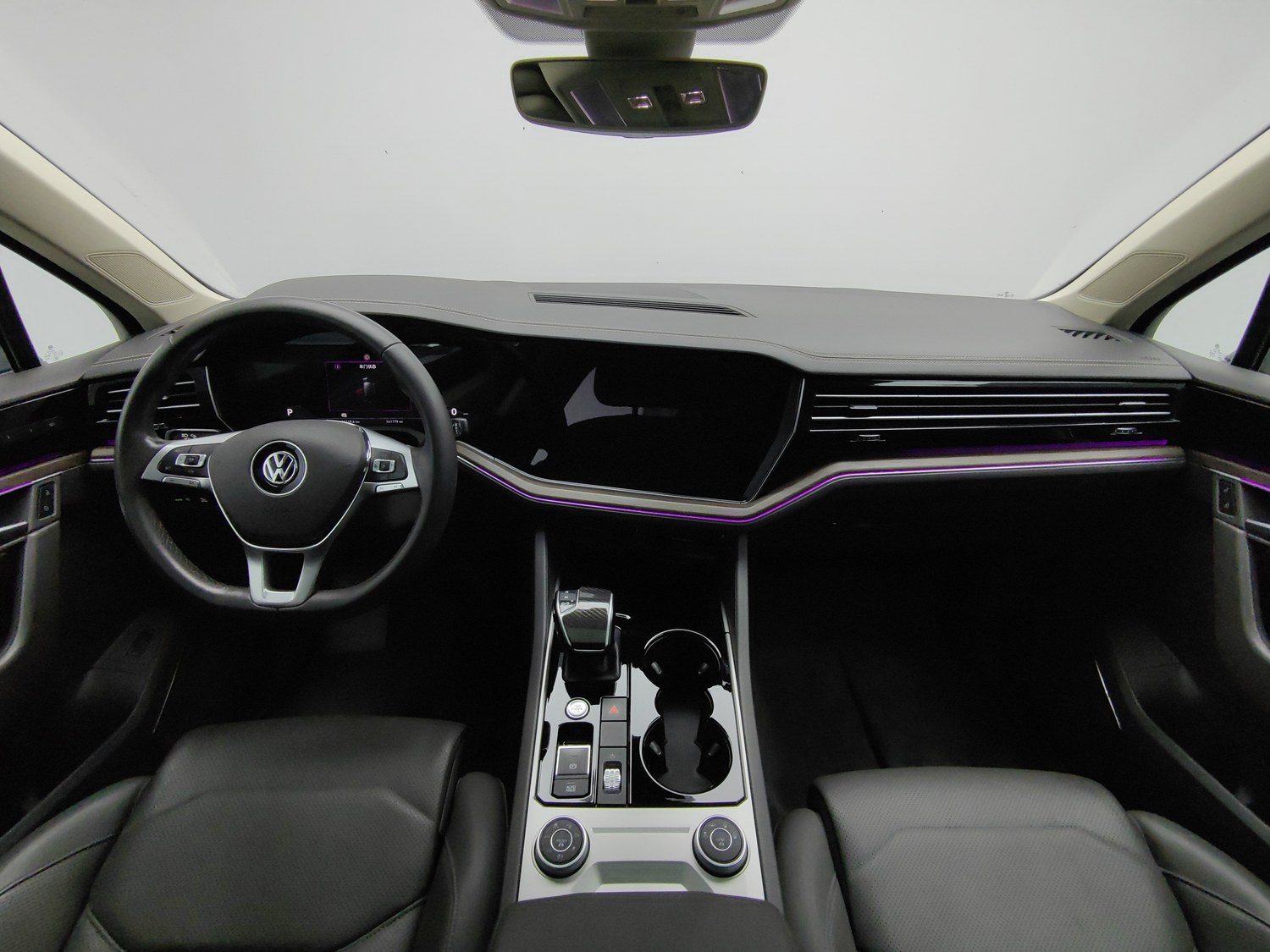 Used Volkswagen Touareg 2019 3.0 AT