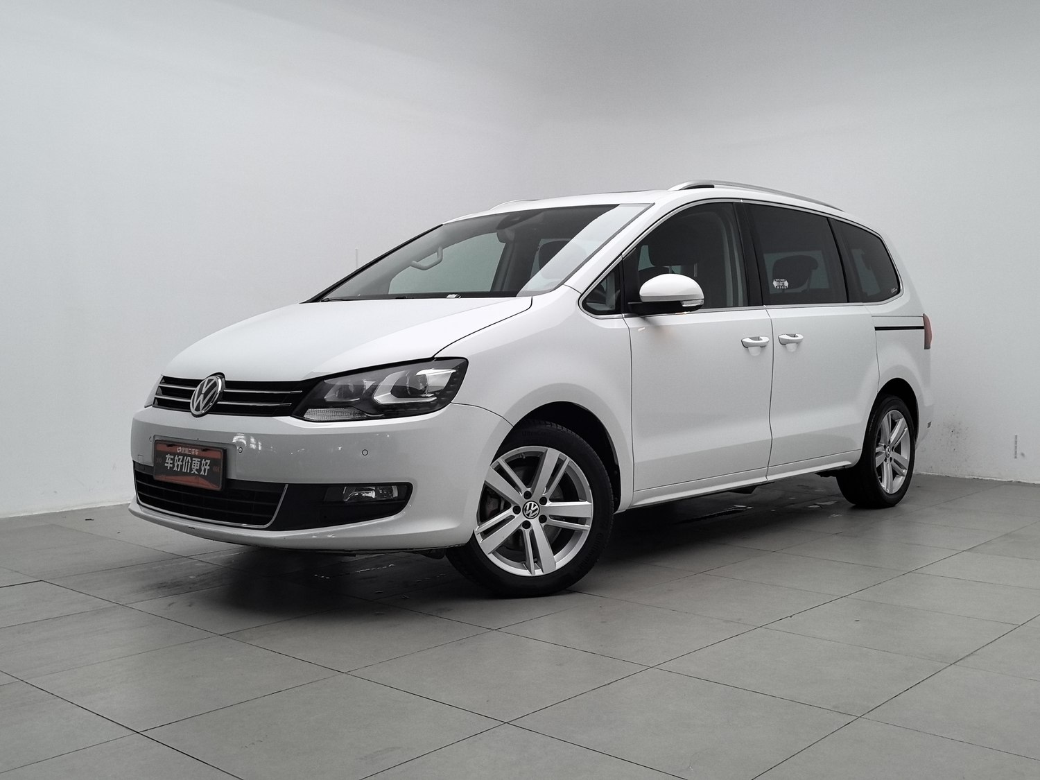 Used Volkswagen Sharan 2017 2.0 AT