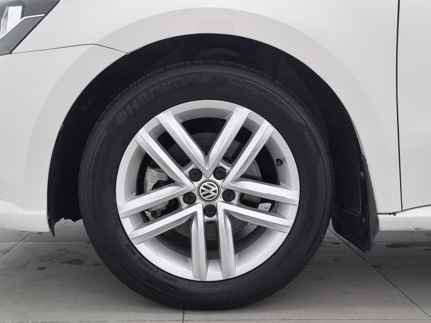 Used Volkswagen Gran Lavida 2017 1.2 AT