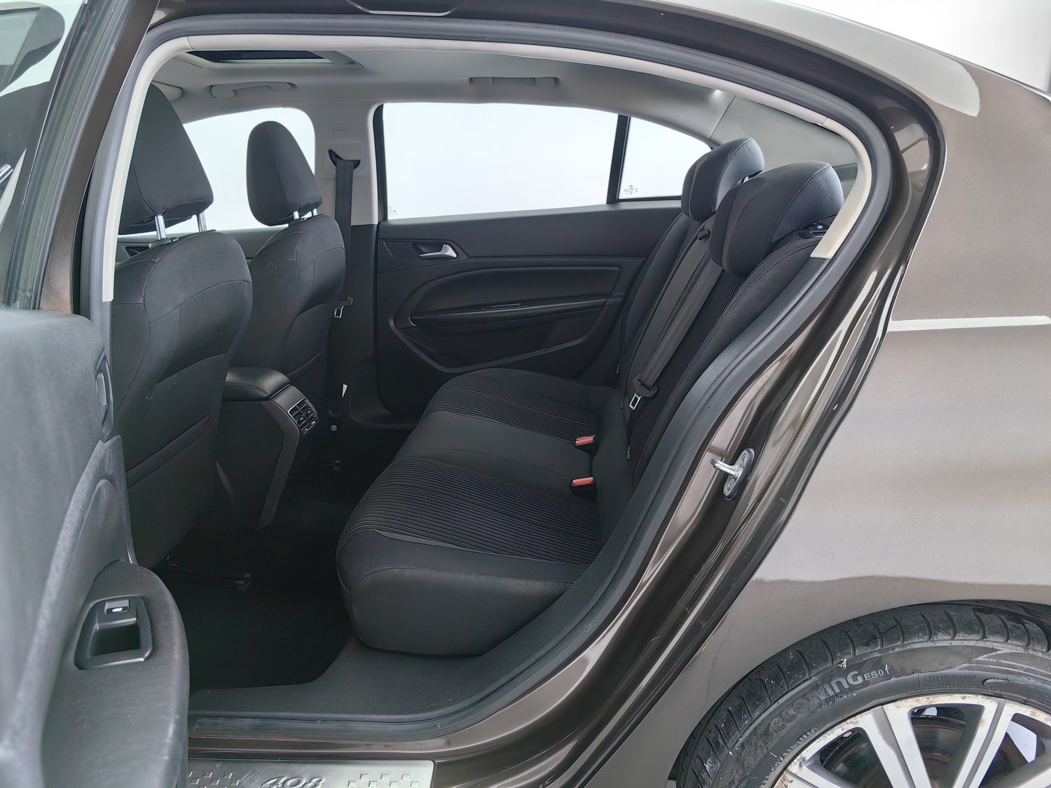 Used Peugeot 408 2014 1.8 AT