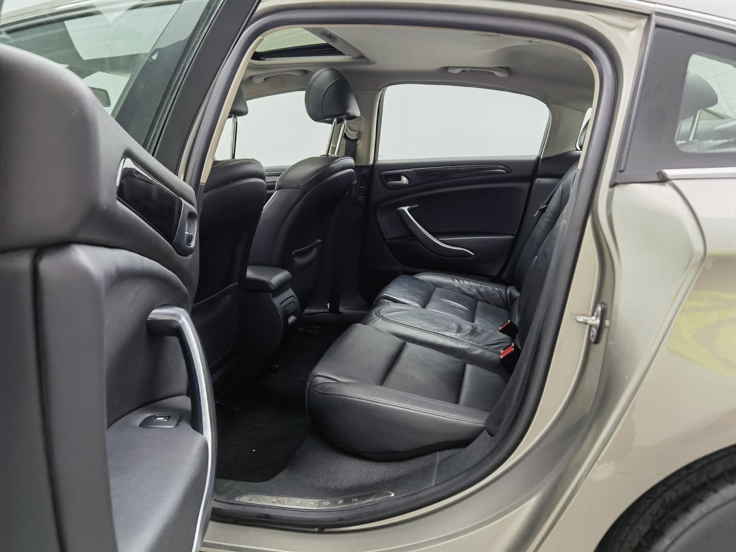 Used Citroen C5 2014 2.0 AT