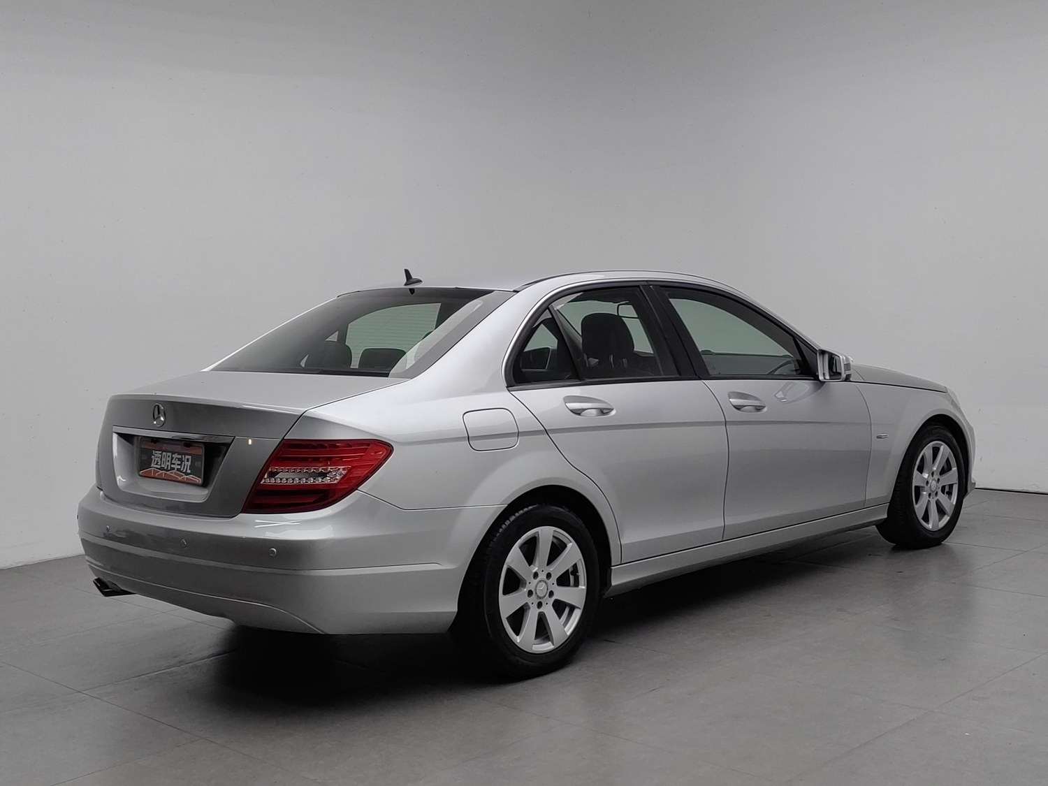 Used Mercedes-Benz C-Class 2011 1.6 AT