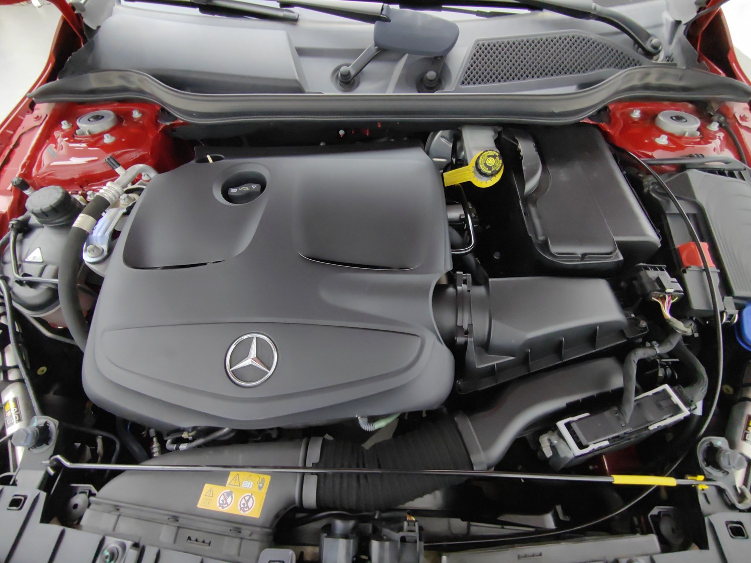 Used Mercedes-Benz GLA 2016 1.6 AT