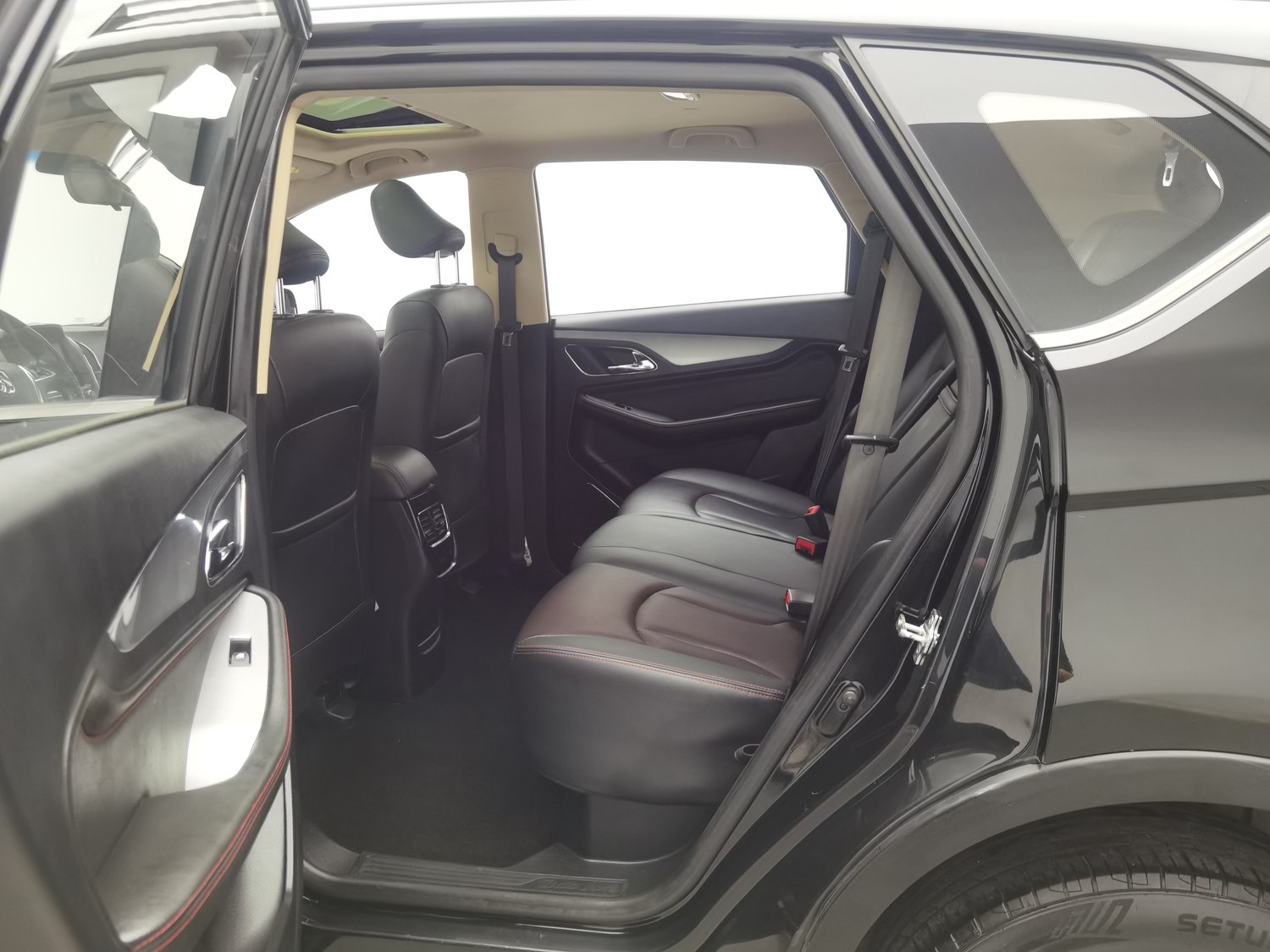 Used Baojun 560 2016 1.8 MT