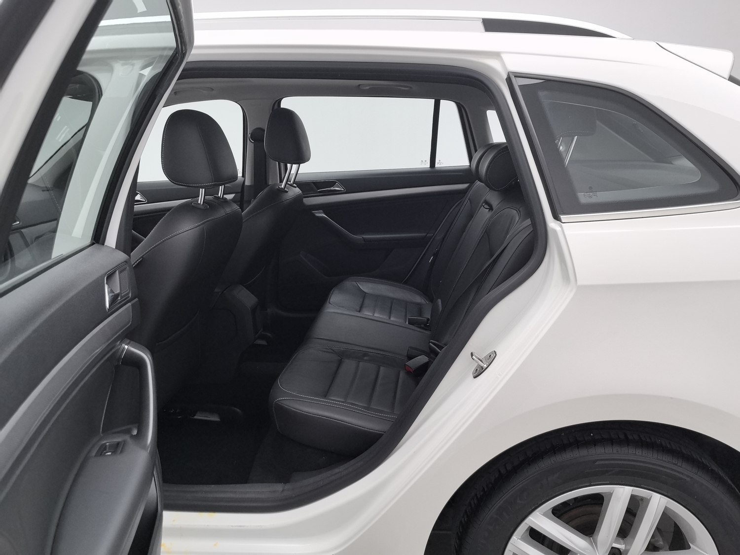 Used Volkswagen Gran Lavida 2017 1.2 AT