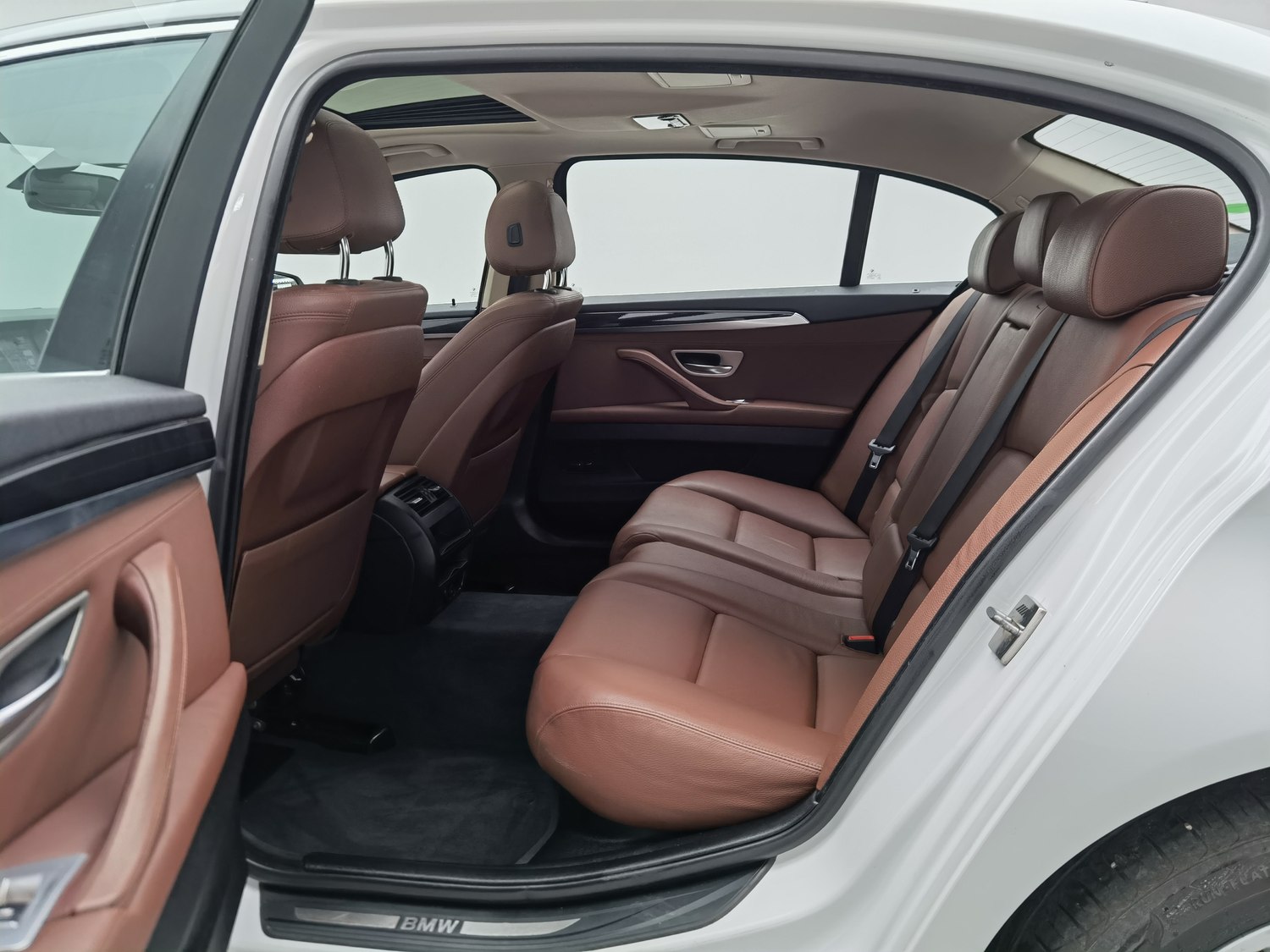 Used BMW THE5 2014 2.0 AT