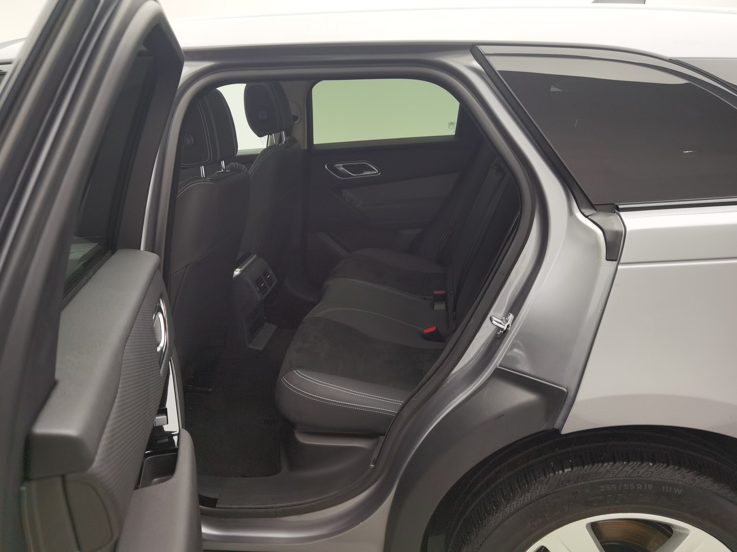 Used Land Rover Range Rover Velar 2020 2.0 AT