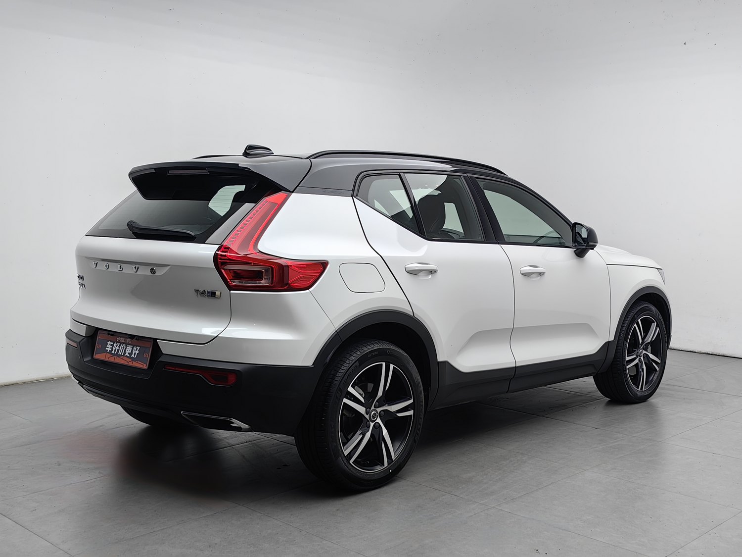 Used Volvo XC40 2020 2.0 AT