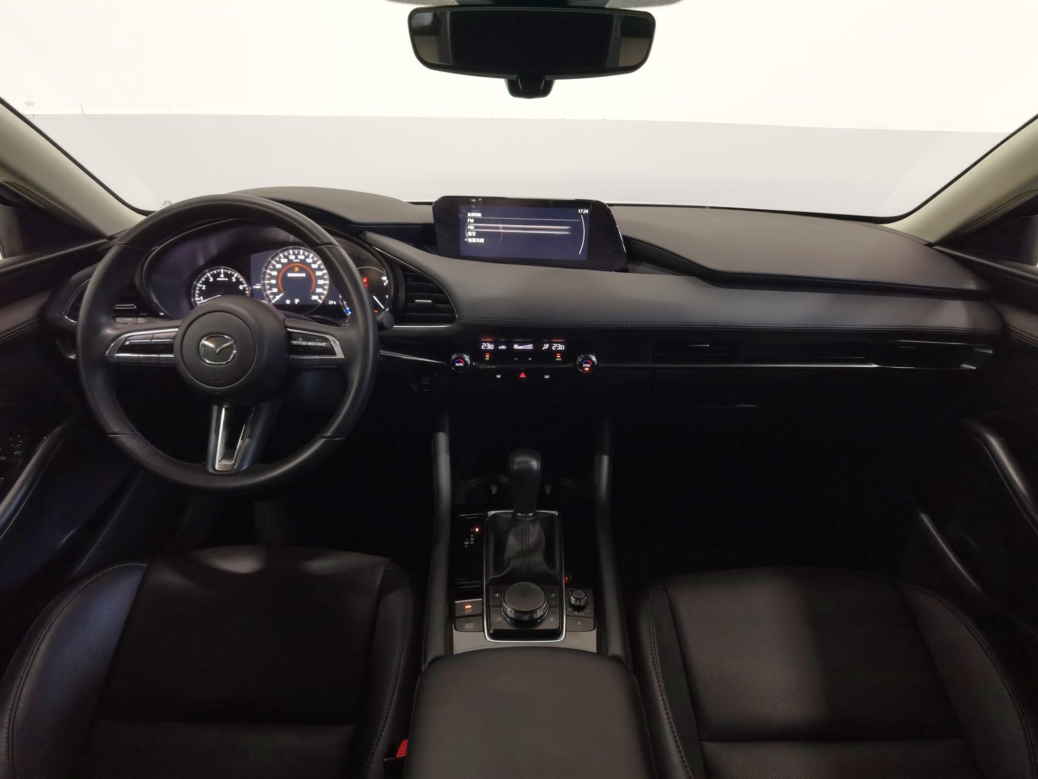 Used Mazda 3 Axela 2023 2.0 AT
