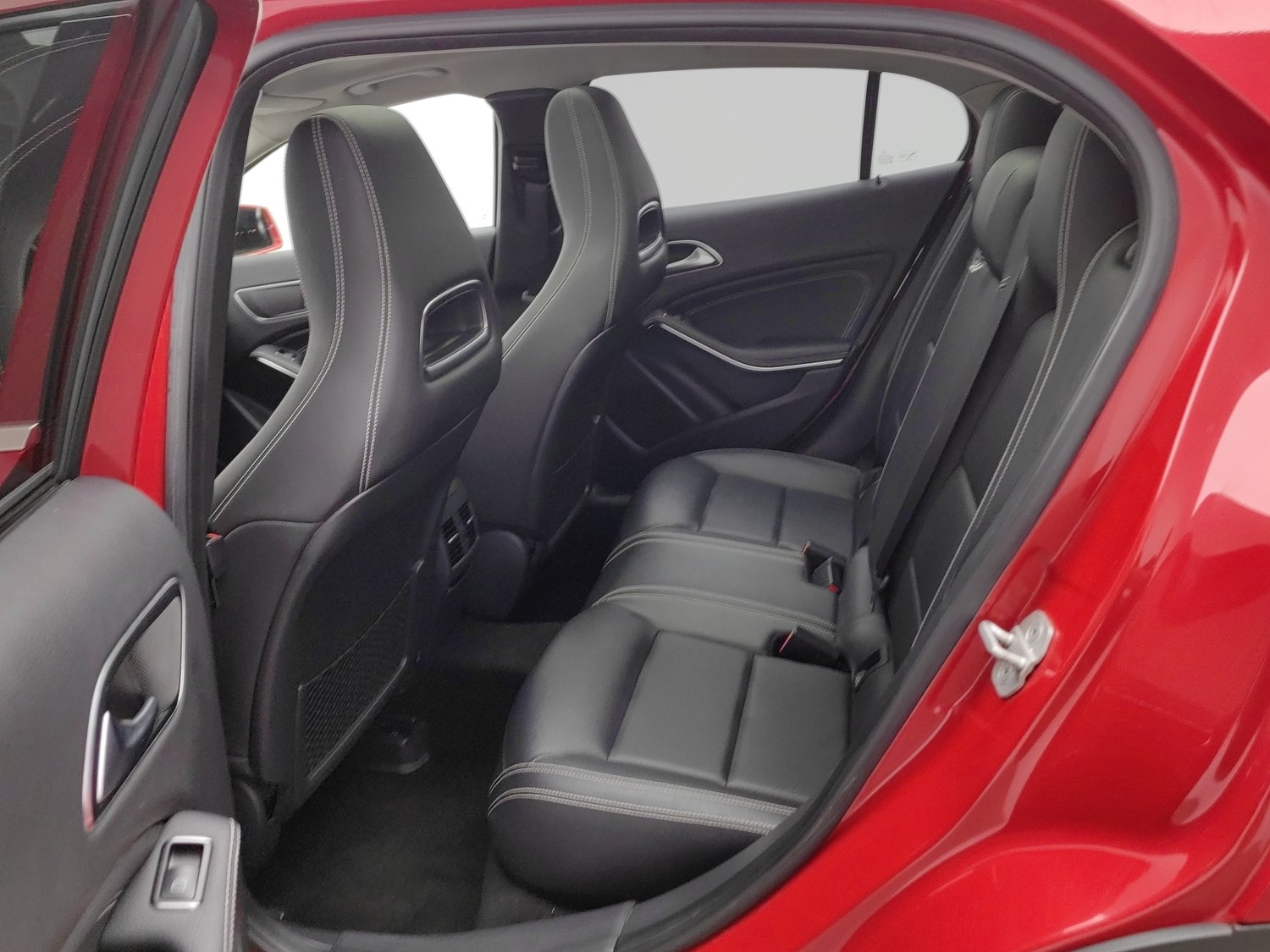 Used Mercedes-Benz GLA 2016 1.6 AT