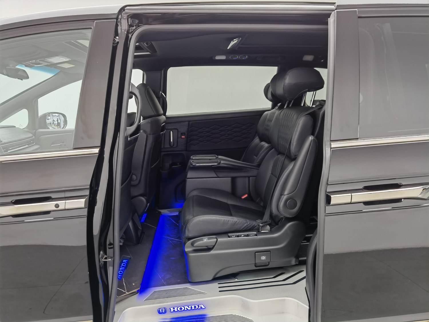 Used Honda Elysion 2024 2.0 AT