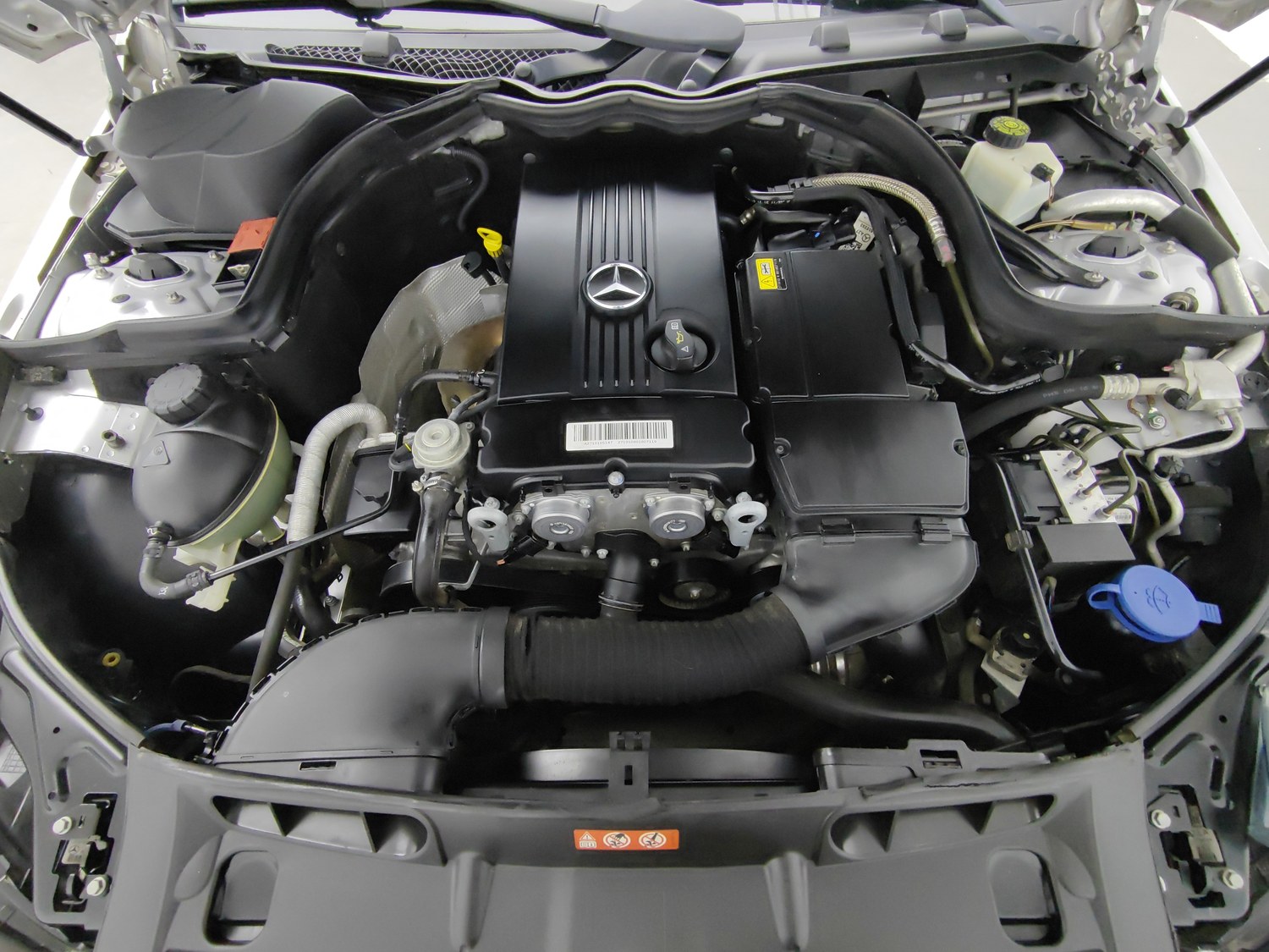 Used Mercedes-Benz C-Class 2011 1.6 AT