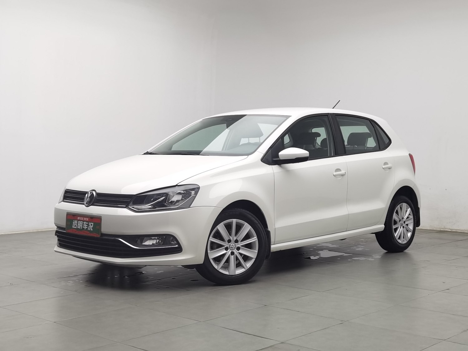 Used Volkswagen Polo 2014 1.4 AT