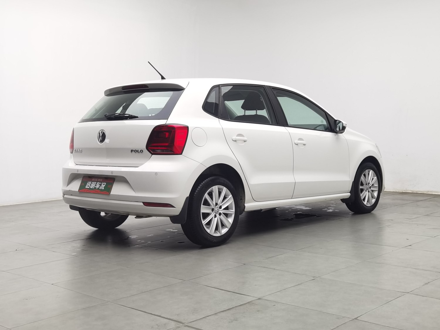 Used Volkswagen Polo 2014 1.4 AT