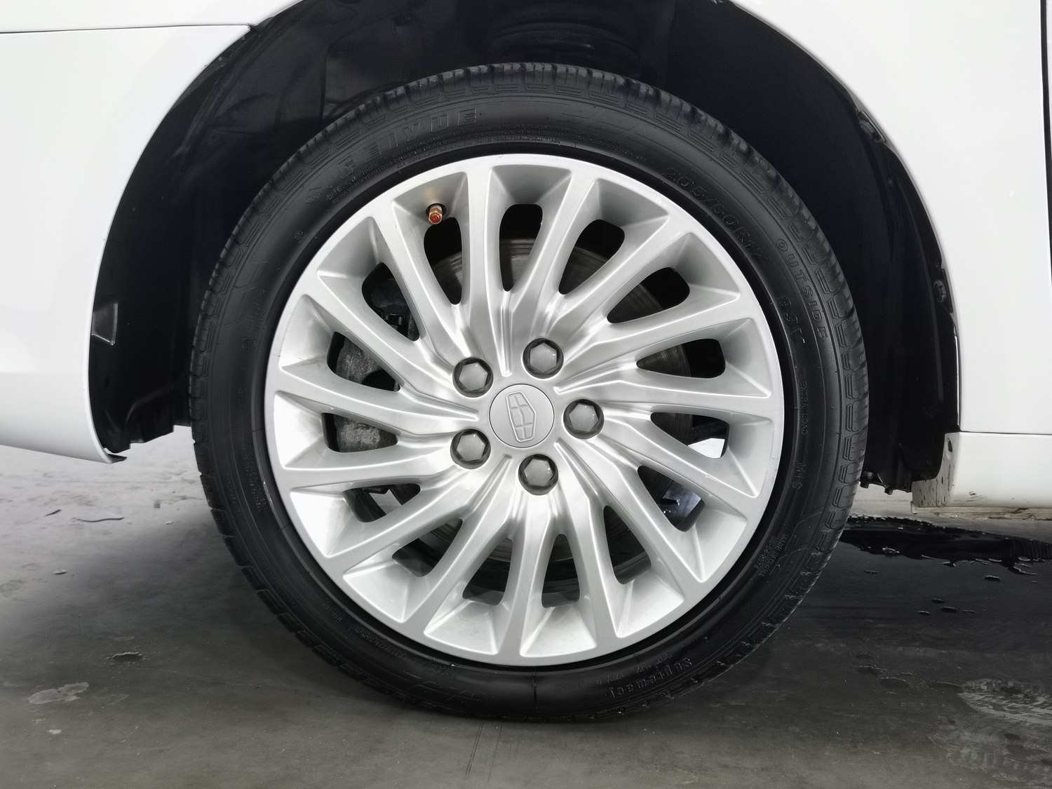 Used Geely Emgrand NEV 2017 1.5 AT
