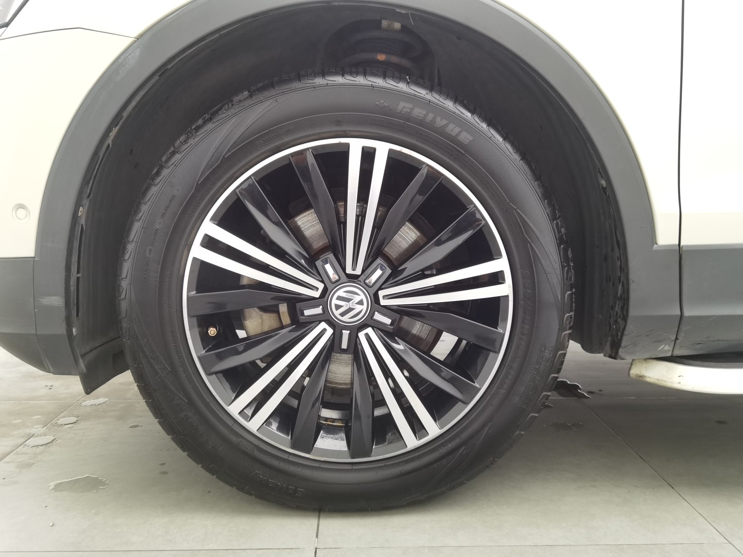 Used Volkswagen Tiguan L 2017 1.8 AT