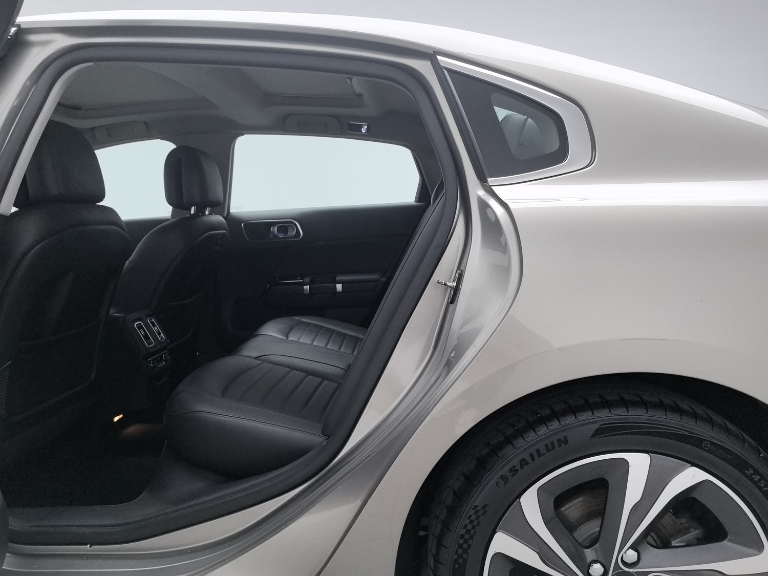 Used Citroen C6 2017 1.8 AT