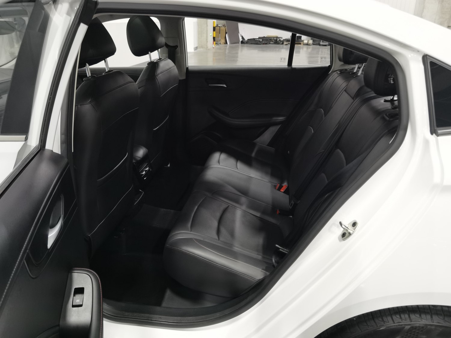 Used ROEWE i5 2023 1.5 AT