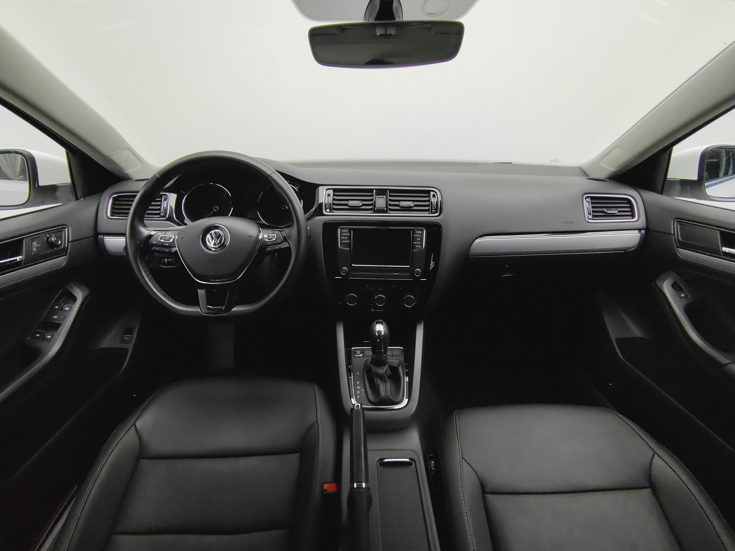 Used Volkswagen Sagitar 2018 1.6 AT
