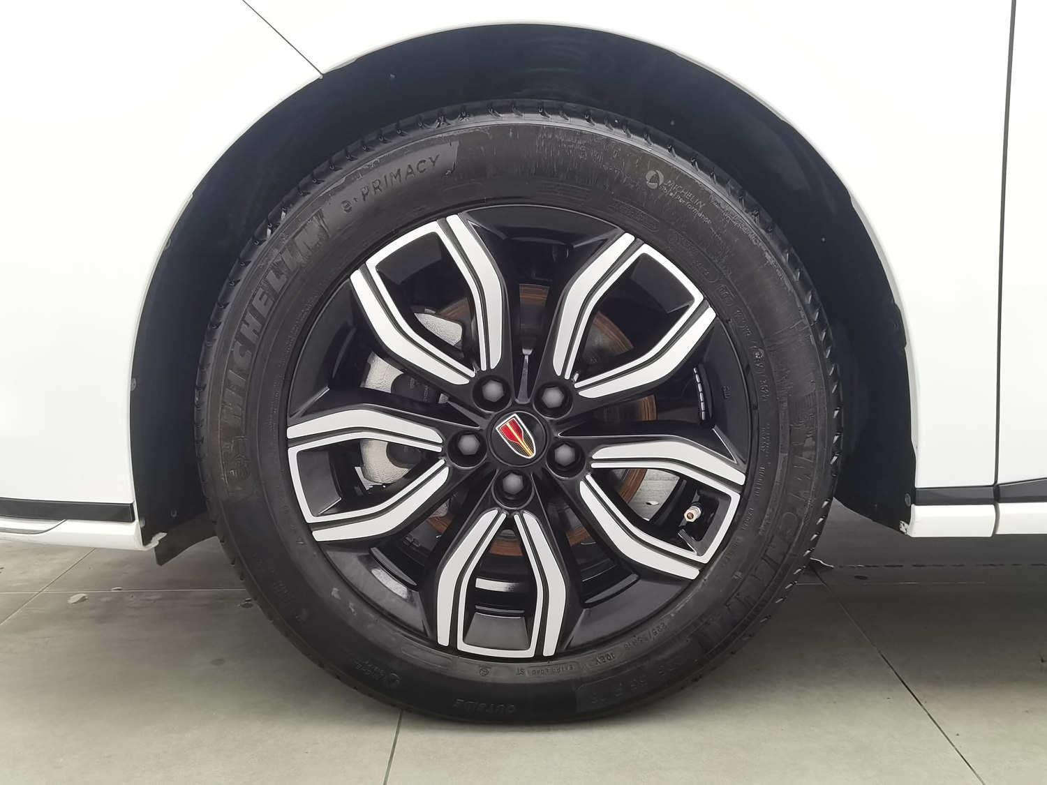 Used Hongqi HQ9 2023 2.0 AT