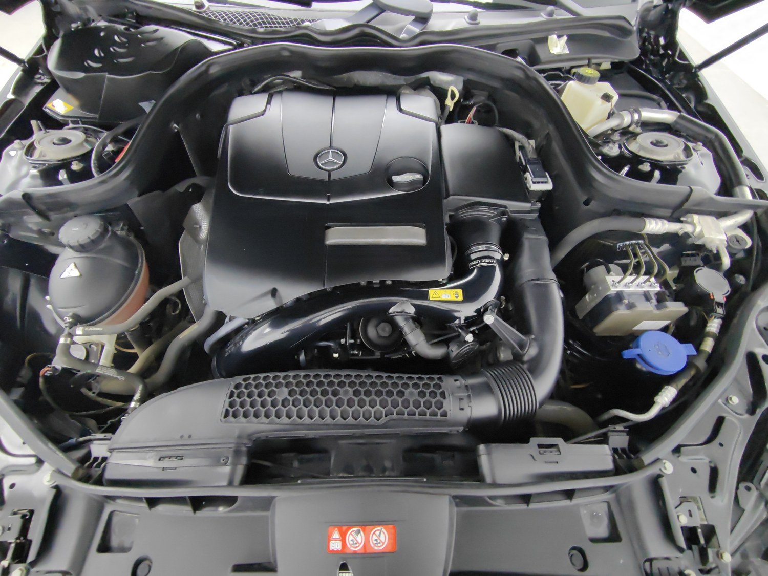 Used Mercedes-Benz E-Class 2015 2.0 AT