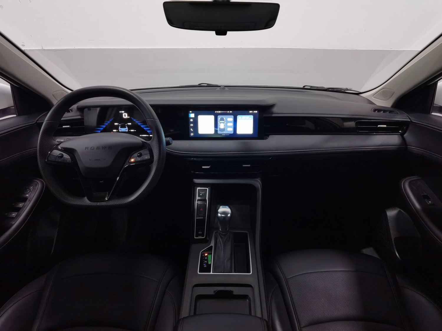 Used ROEWE i5 2023 1.5 AT