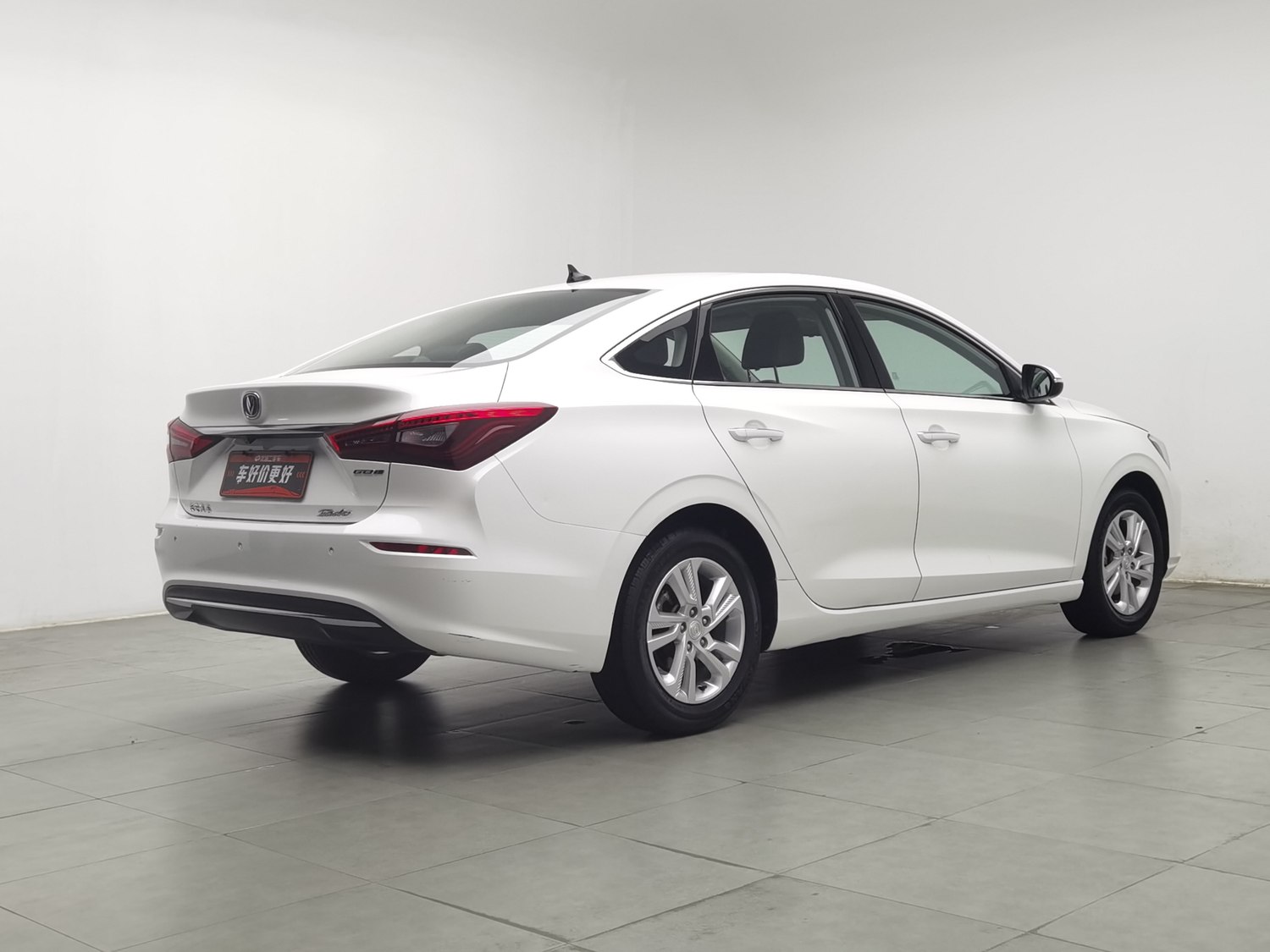 Used CHONGQINGCHANGANAUTOMOBILECo.,Ltd Eado 2019 1.6 MT