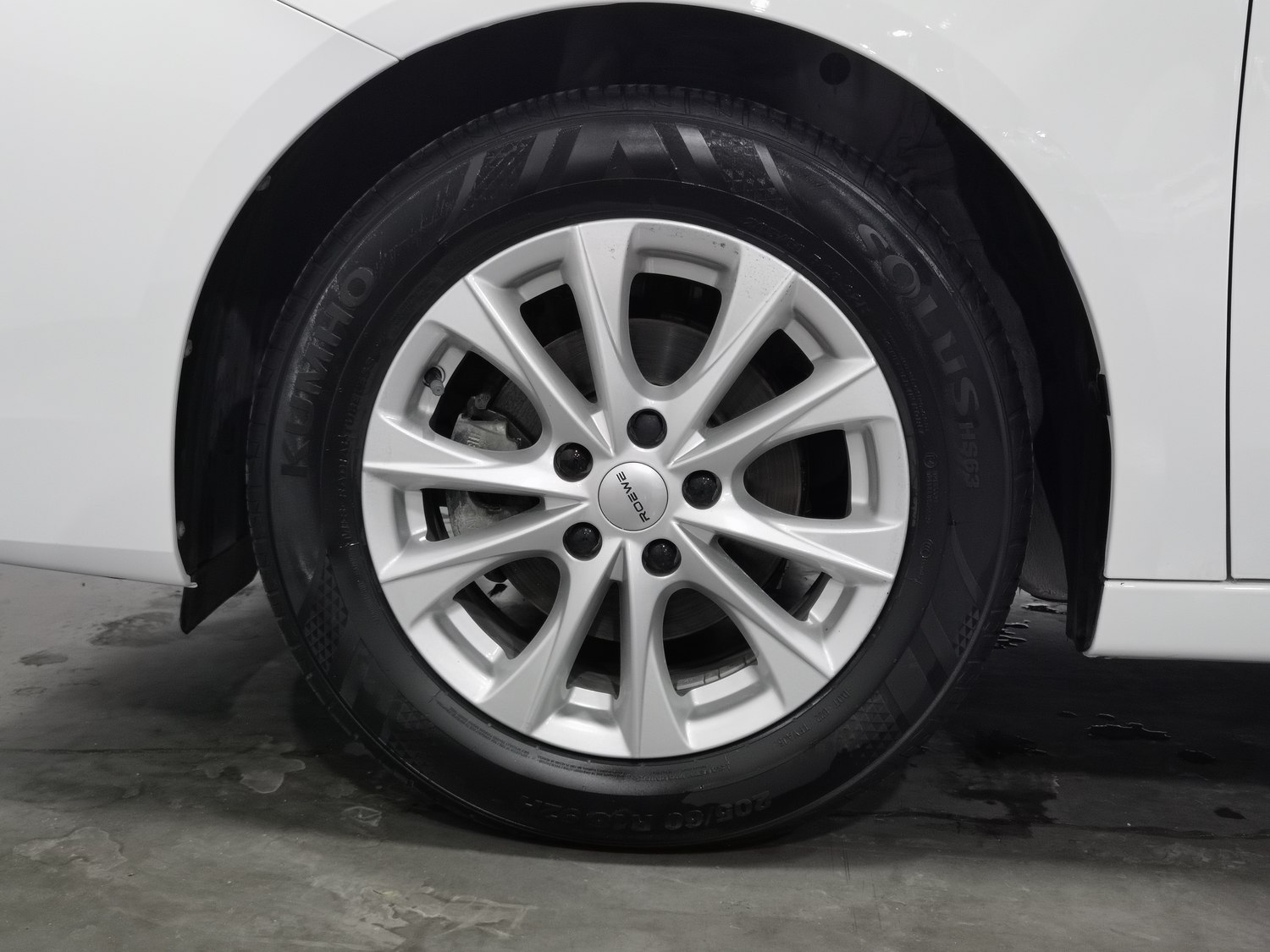 Used ROEWE i5 2023 1.5 AT