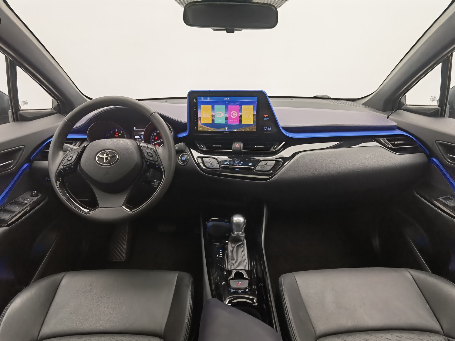 Used Toyota IZOA 2018 2.0 AT