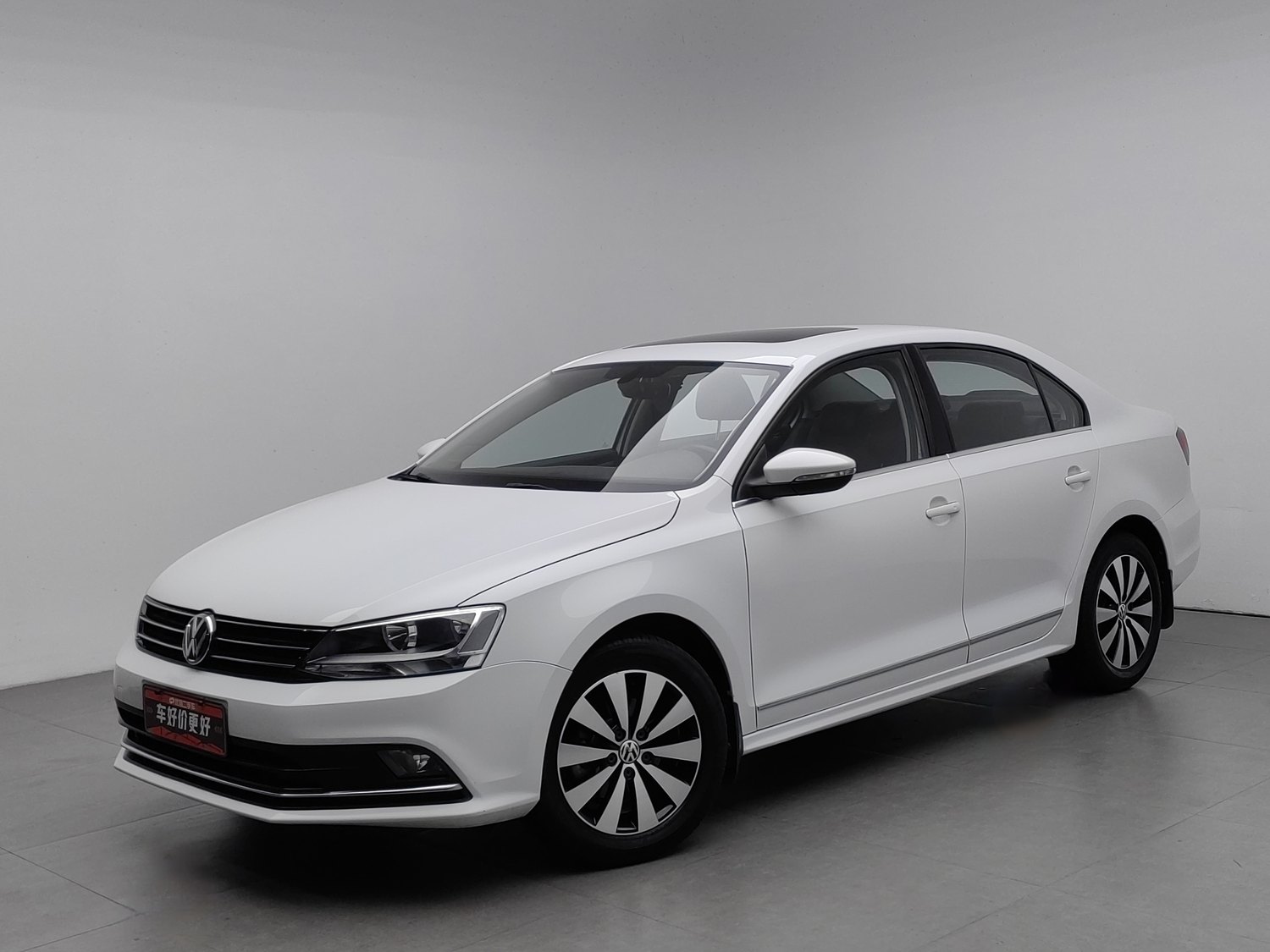 Used Volkswagen Sagitar 2018 1.6 AT