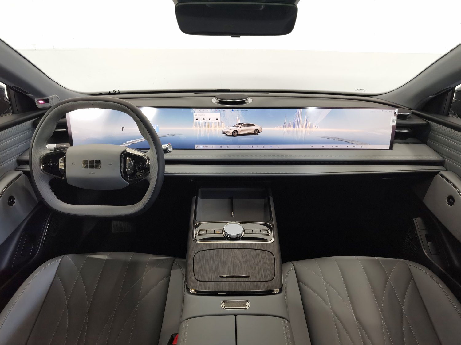 Used Geely Galaxy E8 2025