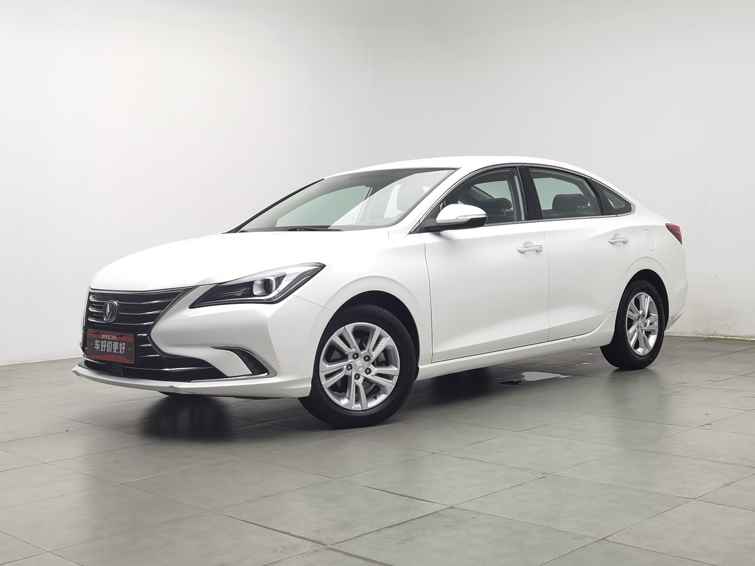 Used CHONGQINGCHANGANAUTOMOBILECo.,Ltd Eado 2019 1.6 MT