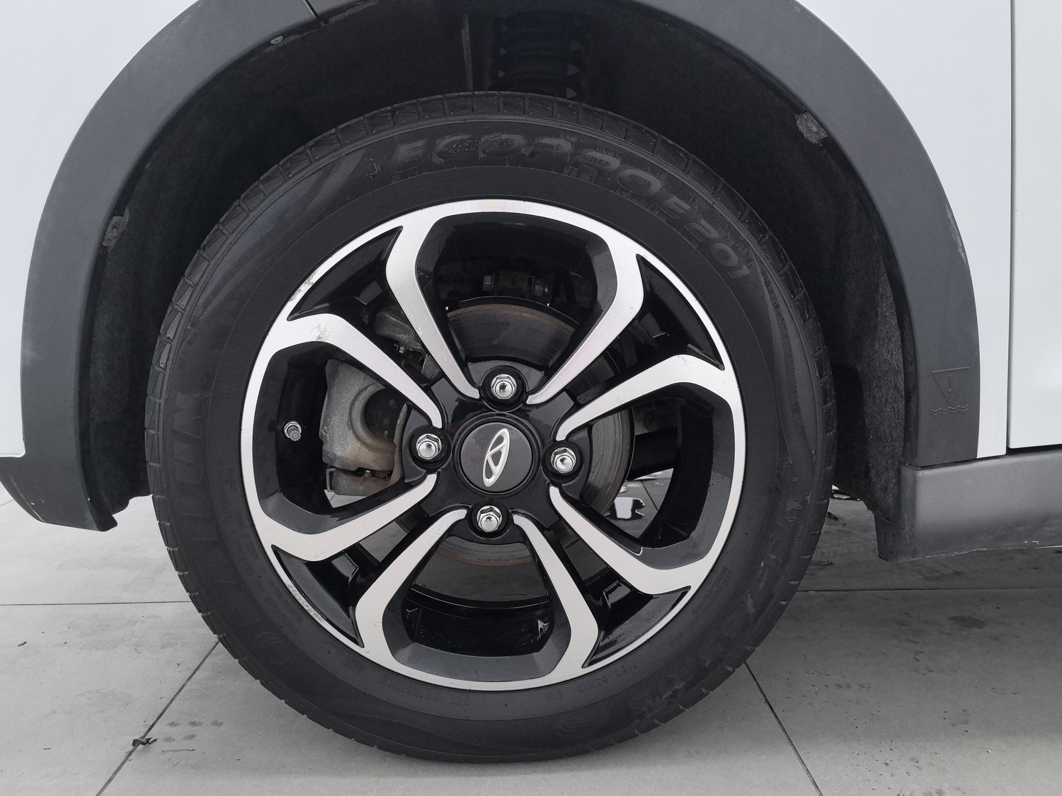 Used qiruixinnenyuan eQ1 2019