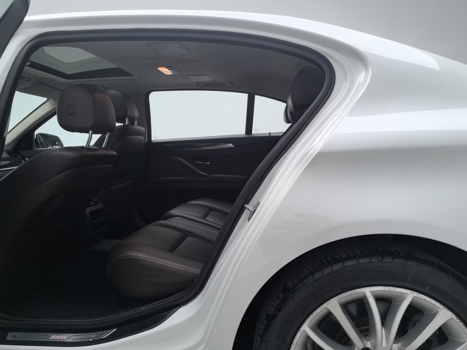 Used BMW THE5 2014 2.0 AT