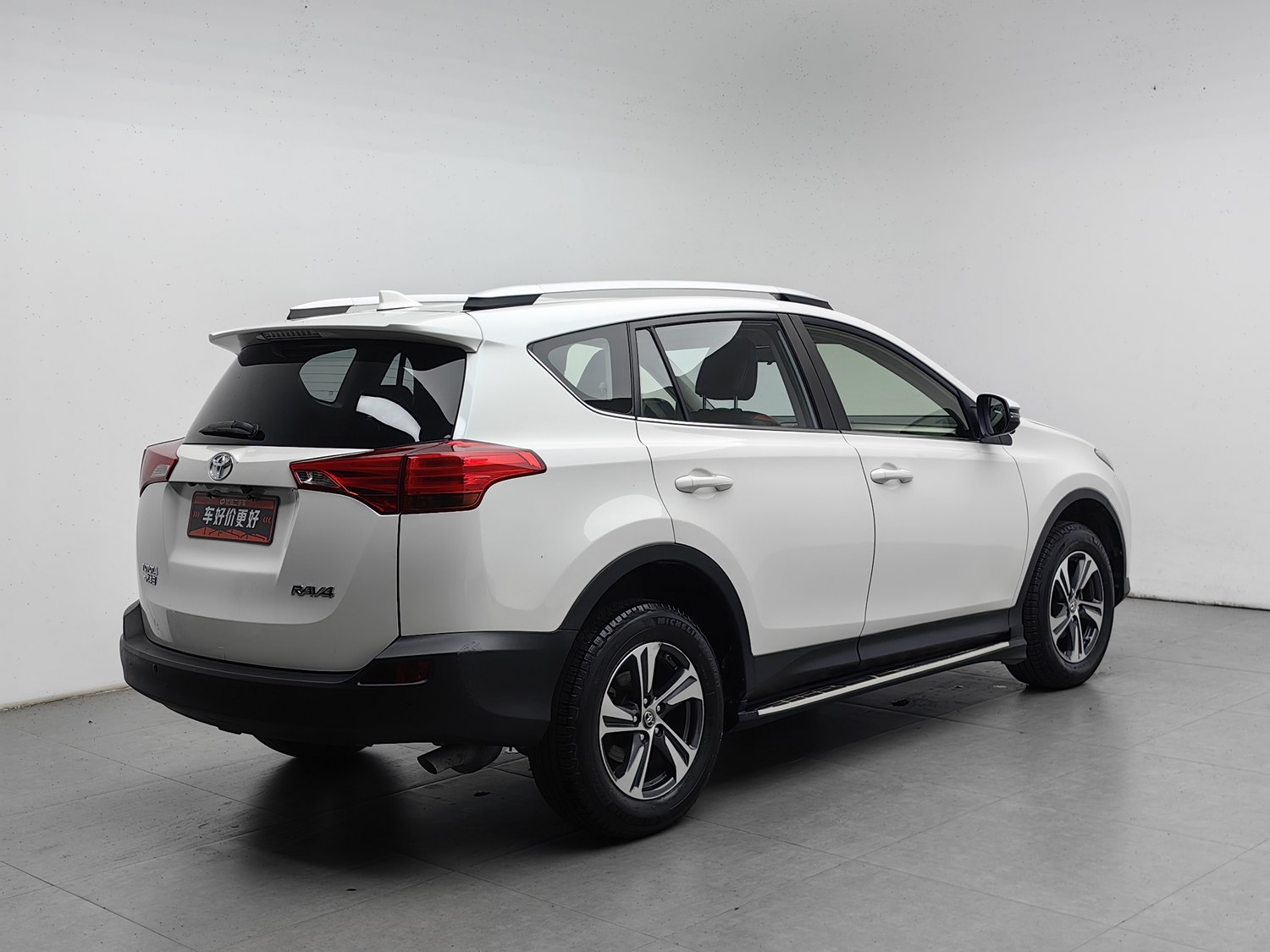 Used Toyota RAV4 2015 2.0 AT