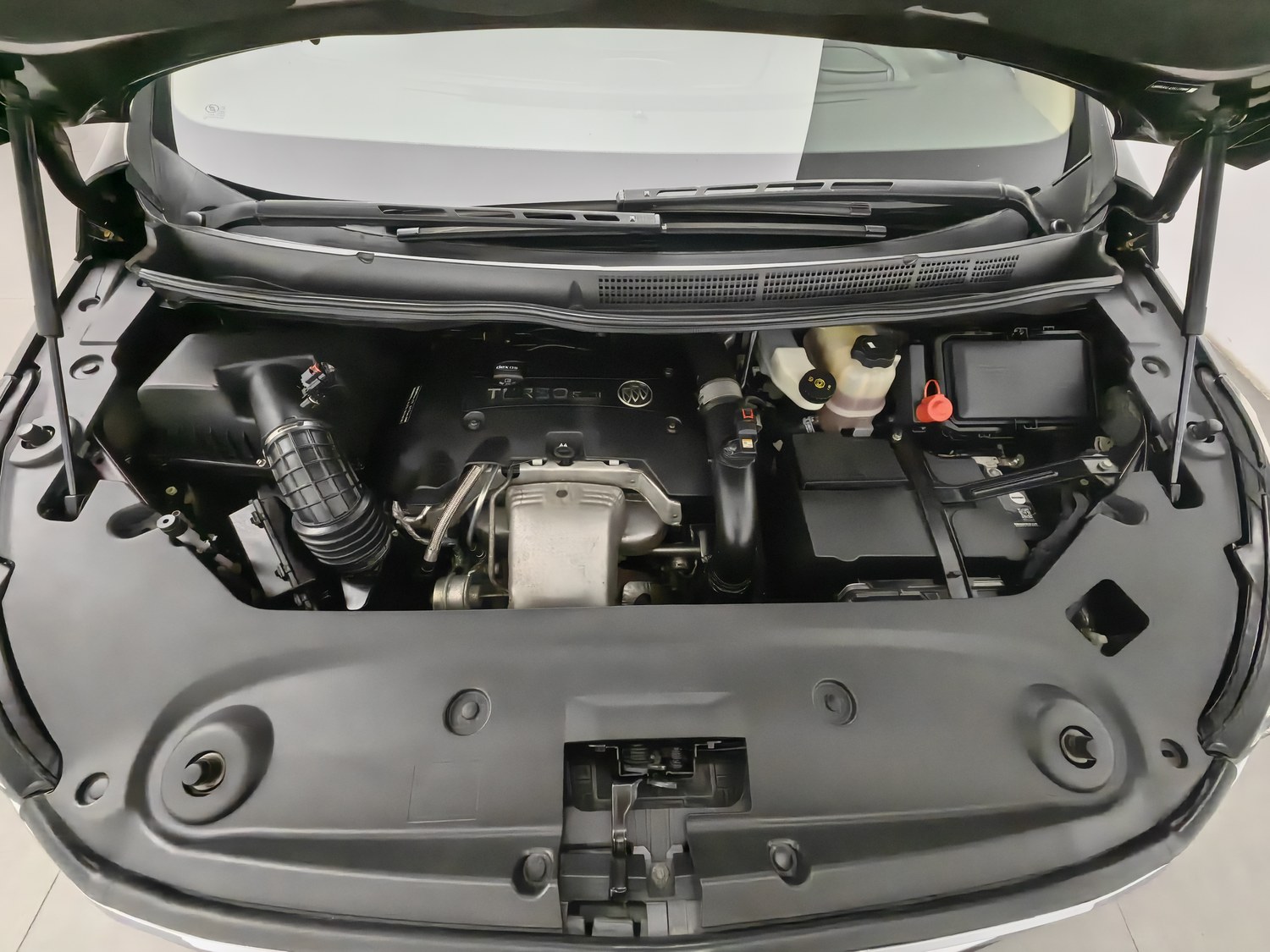Used Buick GL8 2017 2.0 AT