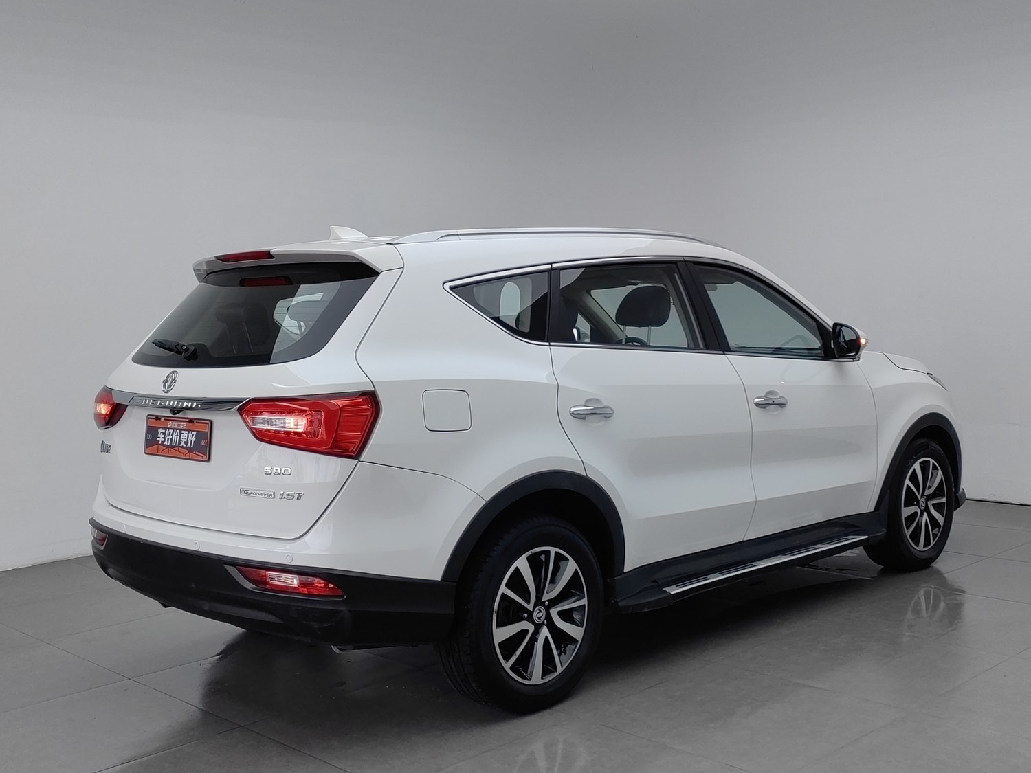 Used Dongfeng Fengon 580 2017 1.5 MT