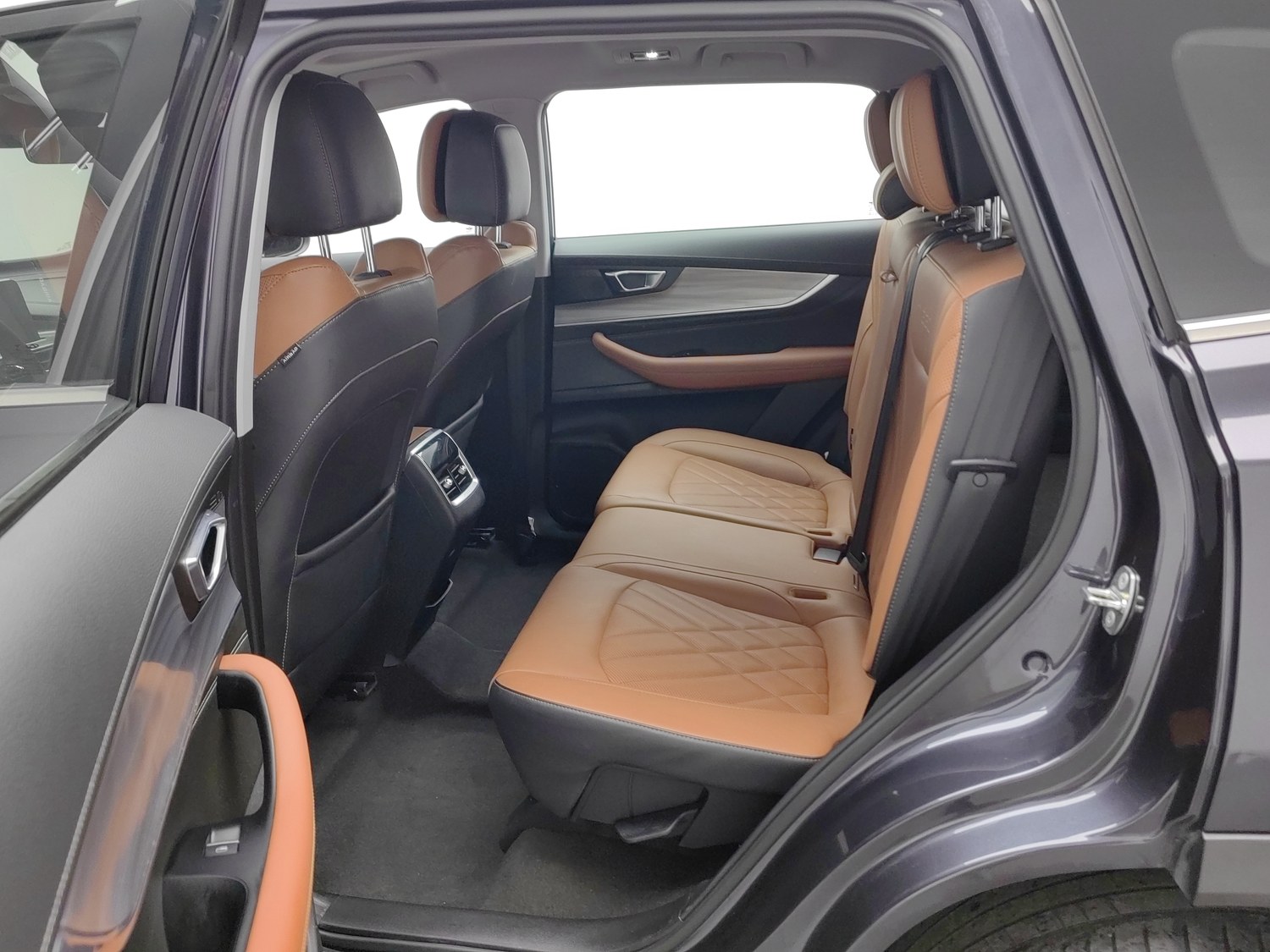 Used Chery Tiggo 8 PLUS 2021 1.6 AT