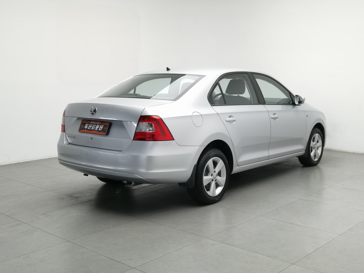 Used SKODA Rapid 2013 1.6 MT