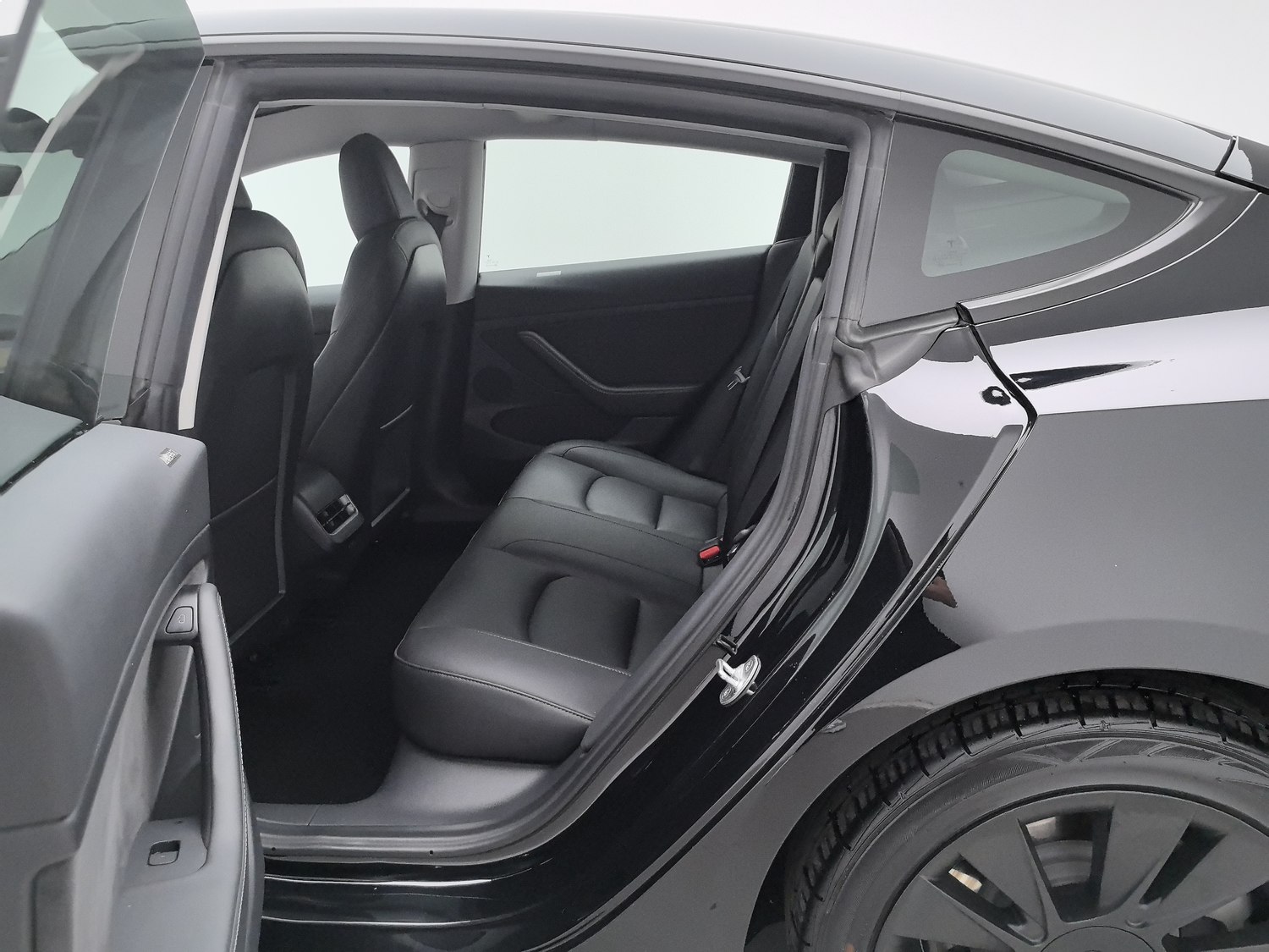 Used Tesla Model 3 2021