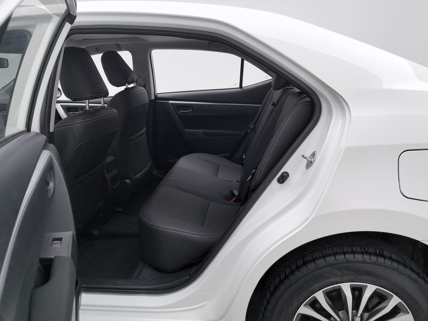 Used Toyota Corolla 2017 1.2 AT