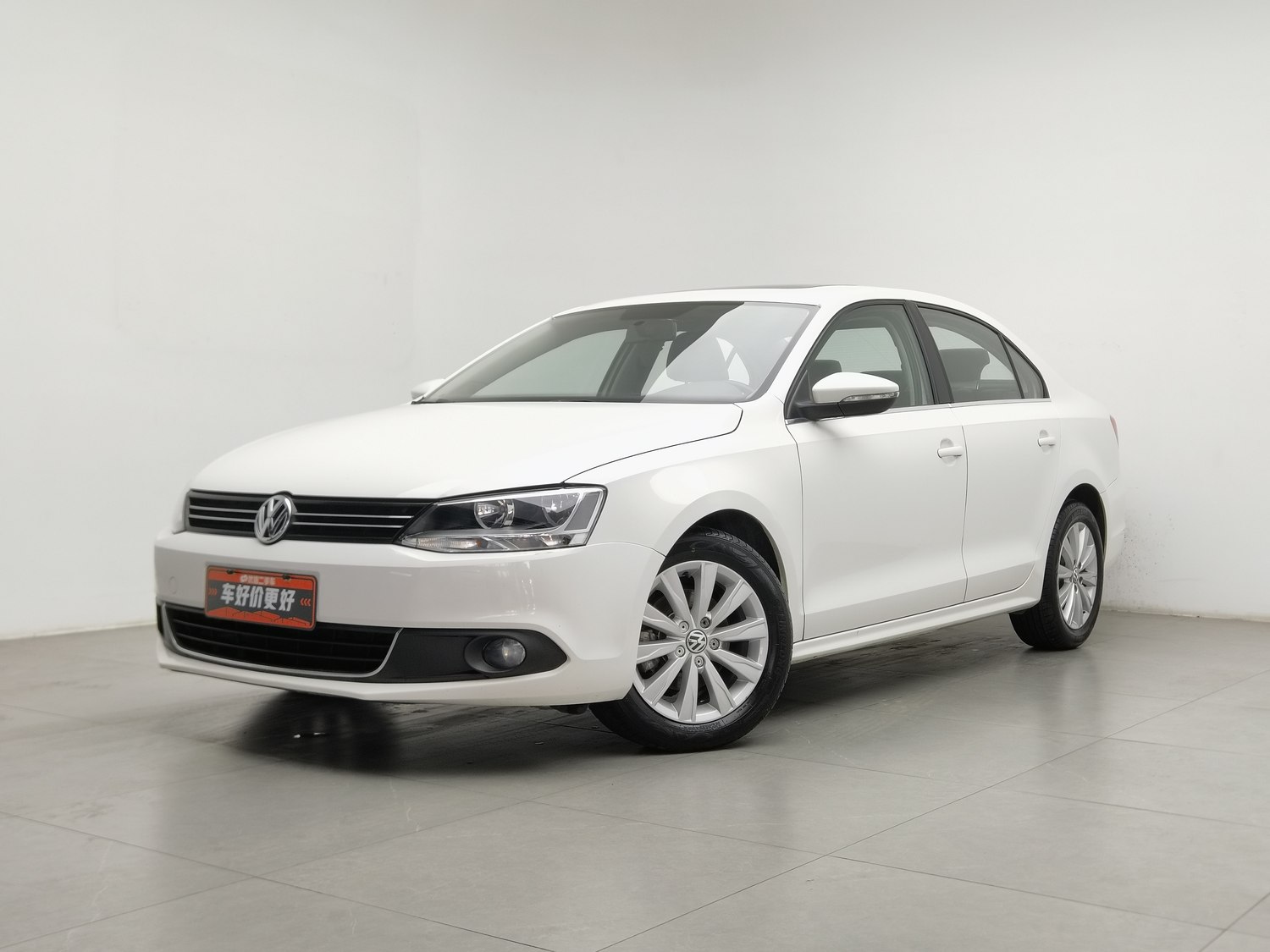 Used Volkswagen Sagitar 2014 1.6 MT
